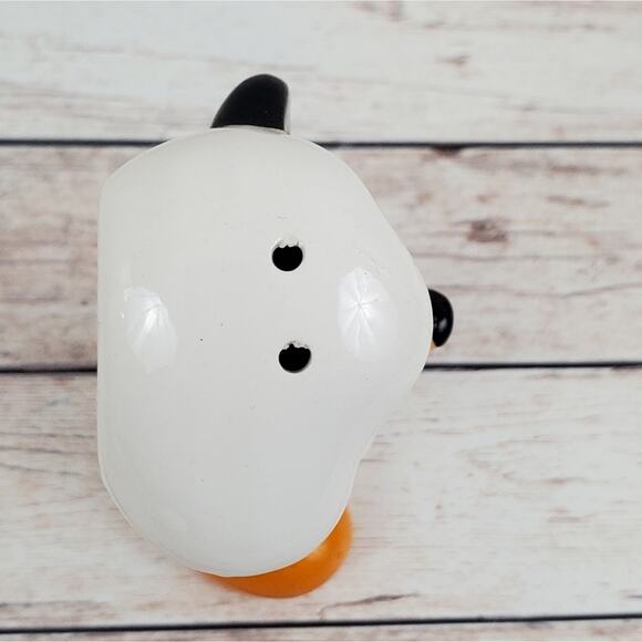 Disney Mickey Mouse Salt and Pepper Shakers - Picture 14 of 15